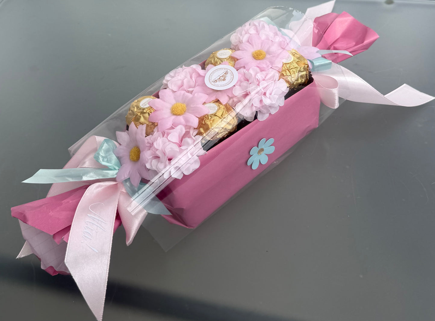 Ferrero Rocher Pink Flower Gift Box