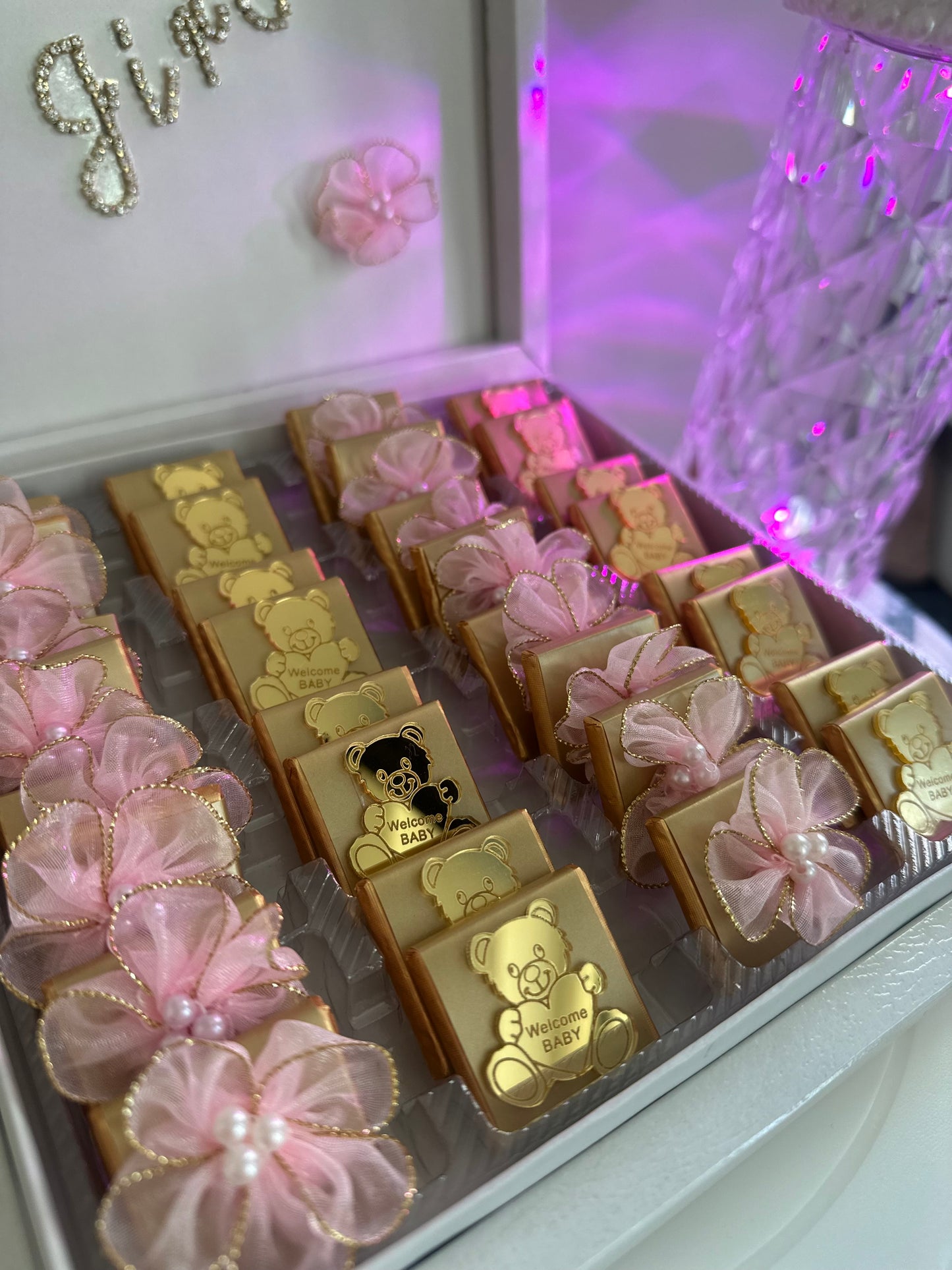 32pc personalized chocolate gift box